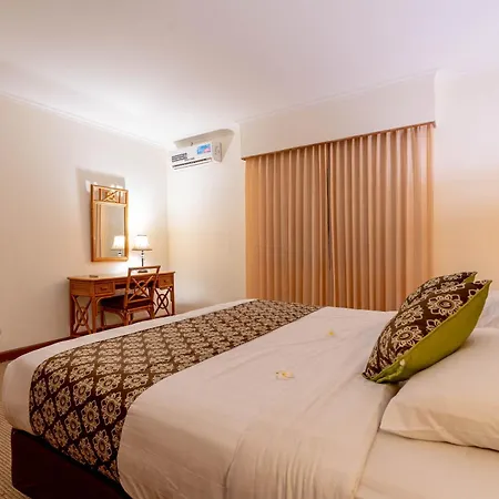 Plagoo Holiday Hotel