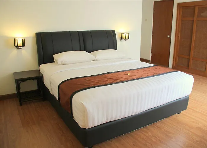 Hotel Plagoo 4*